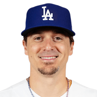 Photo of Enrique Hernández